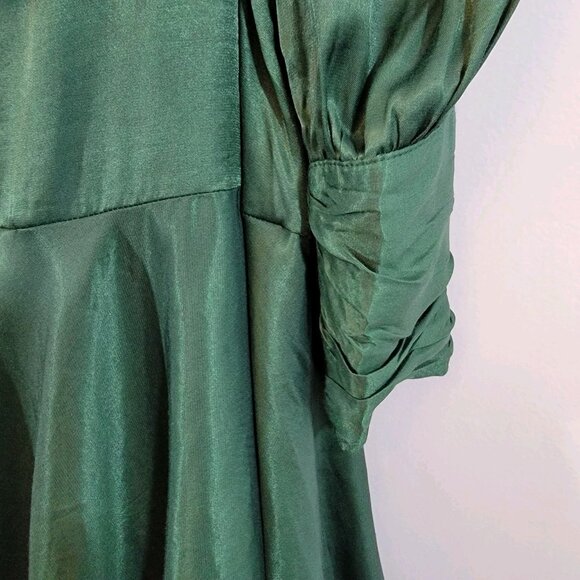 Fate V-Neck Wrap Mini Dress Holly Green Womens Size Small NEW NWT‎ - Picture 6 of 12